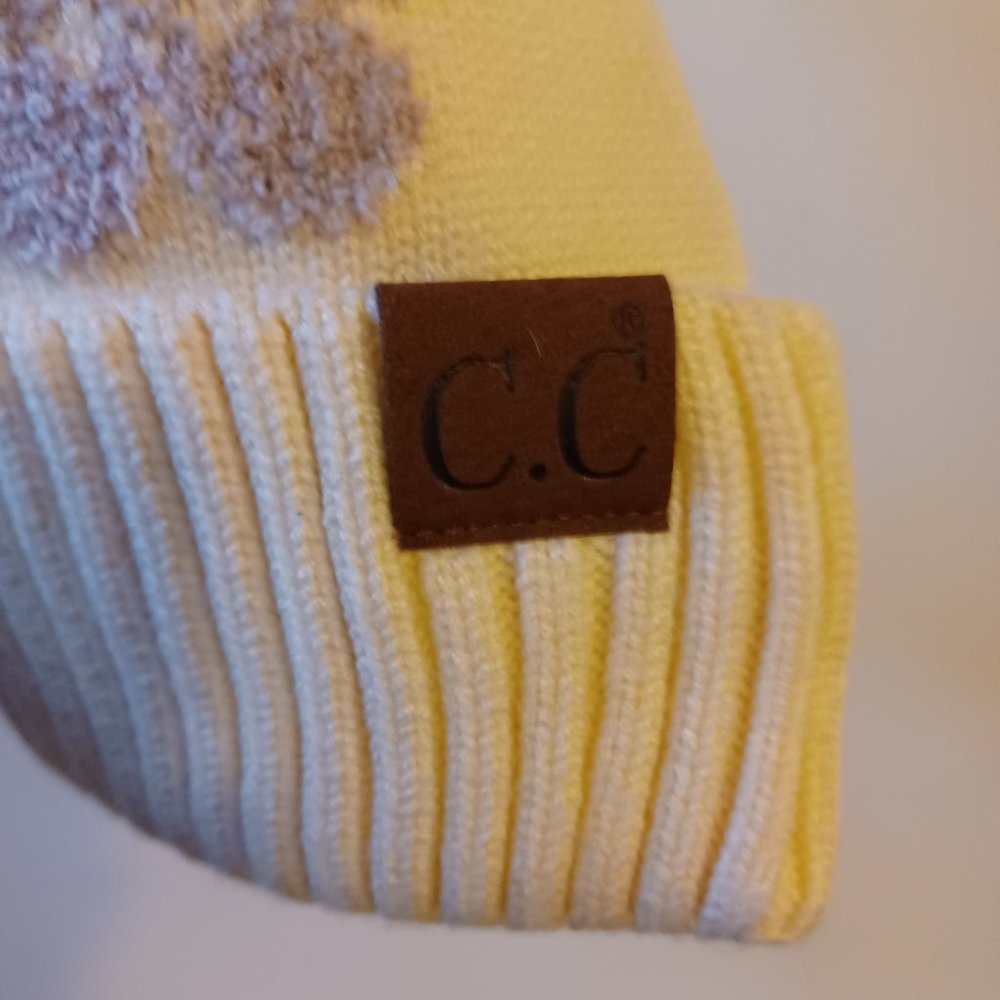 NWT C.C Lavender Flower Pom Hat - Picture 8 of 8